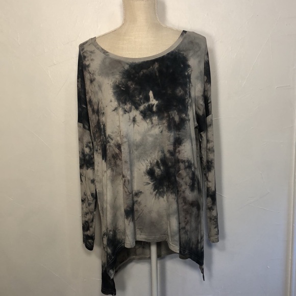 Entro Small Black Gray tie dye with Fringe along back oversized - Picture 3 of 8